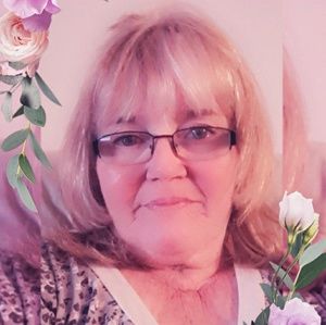 Meet your Posher, Suzanne